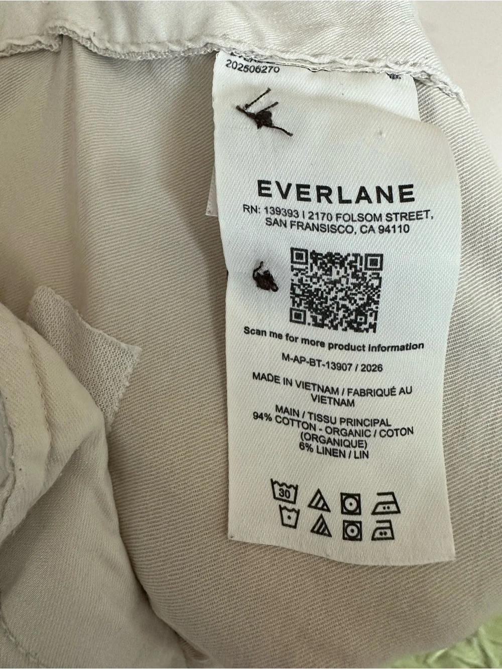 Everlane Men's Cream Chino Pants